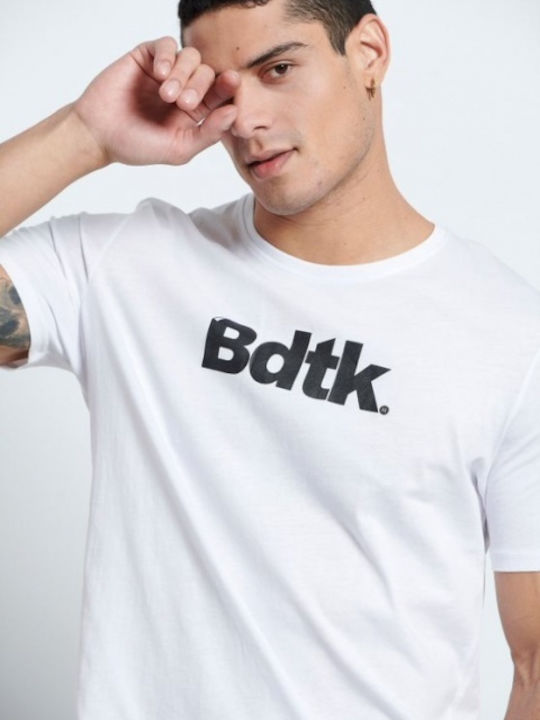 T-shirt White