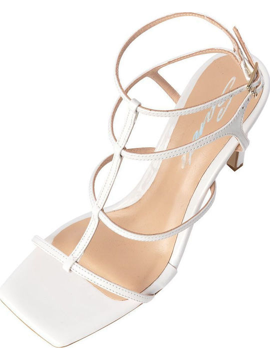 Sandalen aus Lackleder Weiß