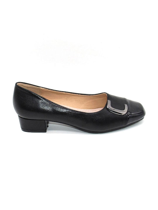 Tutti Vera Synthetic Leather Black Low Heels