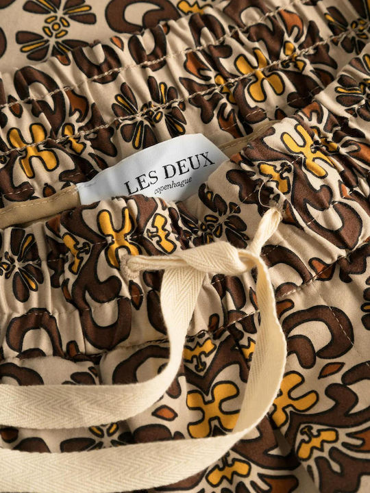 Les Deux Les Deux