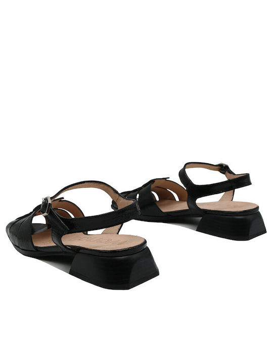 Wonders Women's Flat Sandals in Black Color