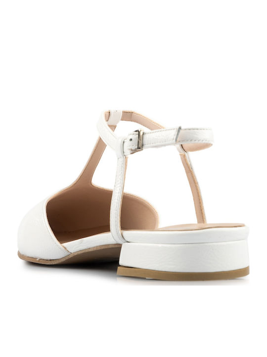 Lederne Damen Ballerinas Spitz zulaufend in Weiß Farbe