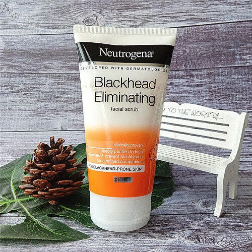 Neutrogena Blackhead Eliminating Κρέμα για Scrub Προσώπου 150ml