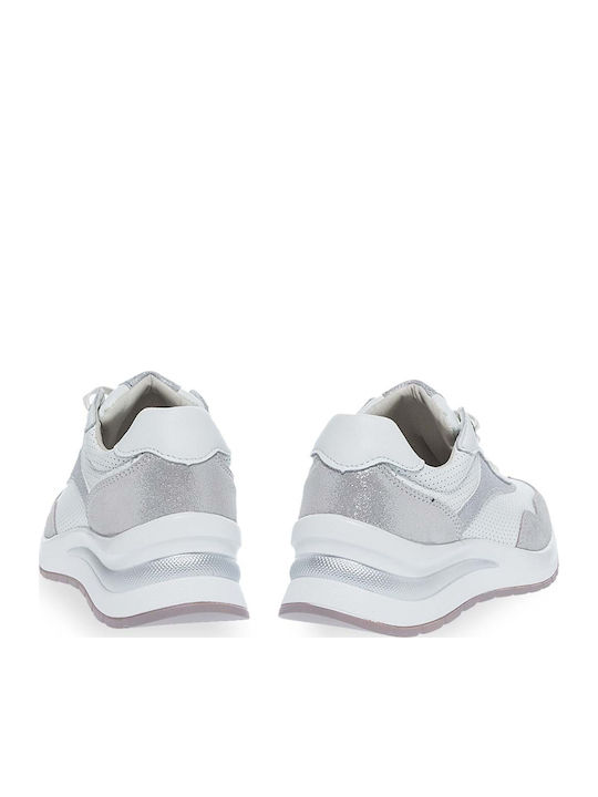 Sneakers White