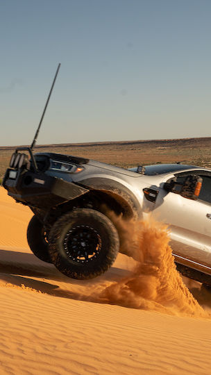 Radar Renegade R/T+LT 285/70R17 121Q M+S Θερινό Λάστιχο για 4x4 / SUV Αυτοκίνητο