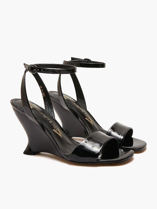 Emanuelle Vee Keilabsatz Riemchensandalen Lack Schwarz