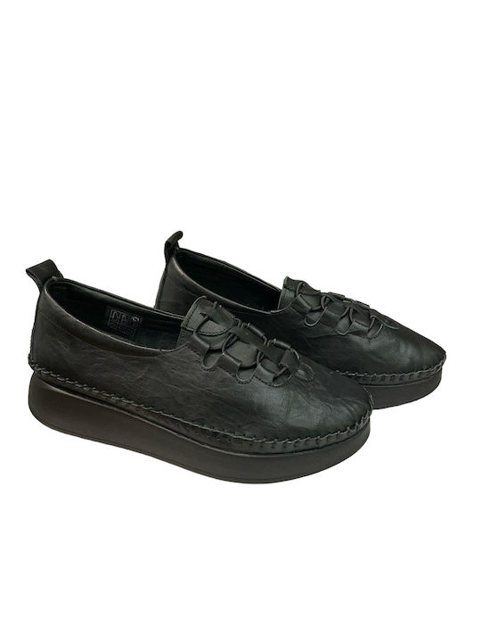 Tatoo Leather Women's Moccasins in Black Color