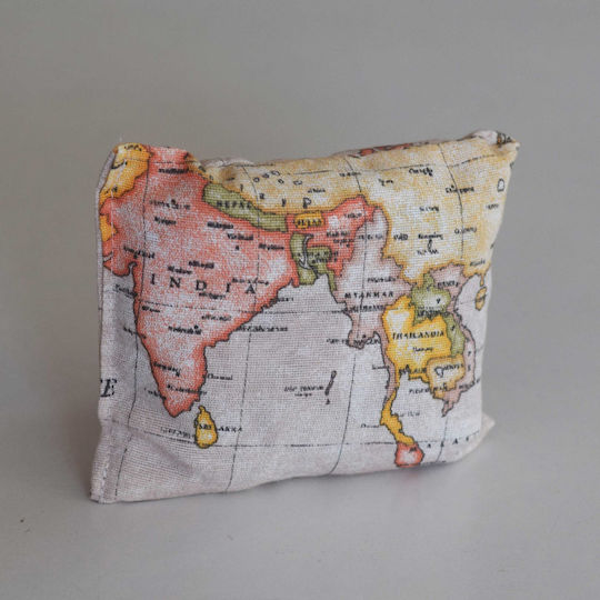 Decocraft Worldmap Decorative Element for Wedding Favors Beige 10pcs