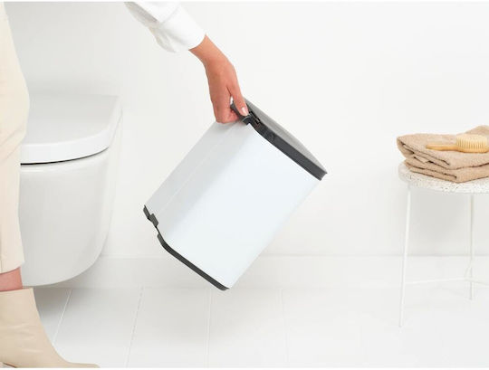 Brabantia Κάδος Bo Απορριμμάτων Πλαστικός με Αιωρούμενο Καπάκι Λευκός 7lt