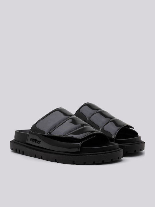Hola Big Women's Flat Sandals in Black Color