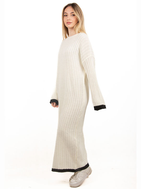 Rippenstrick Oversized Ecru Kleid