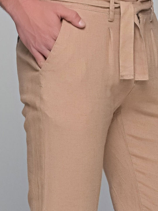 Trousers in Slim Fit Beige