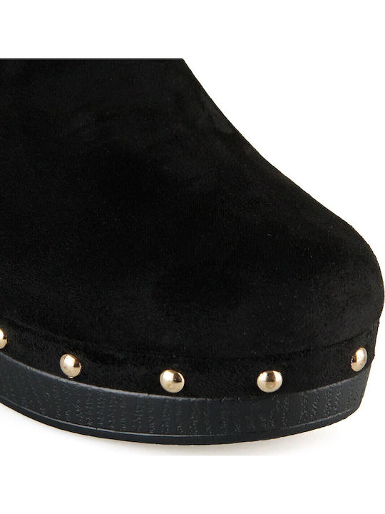 Leather Mules with Heel in Black Color