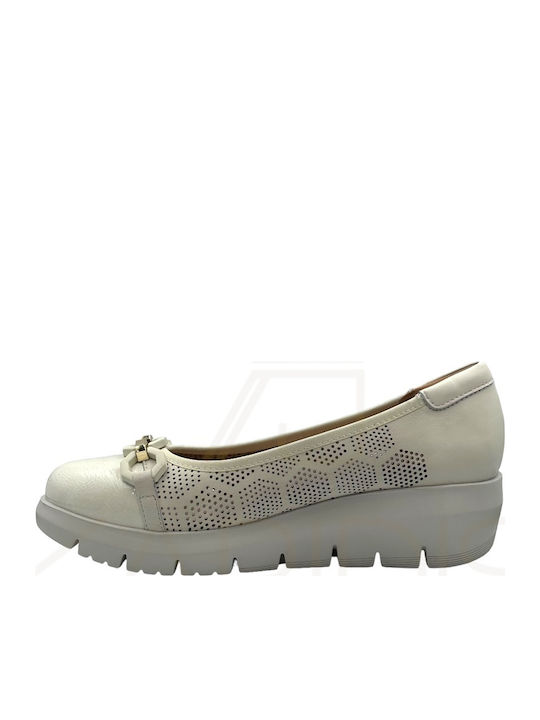 Leather Ballerinas Beige