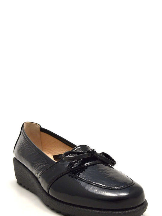 Relax Anatomic Patent Leather Women's Moccasins in Black Color