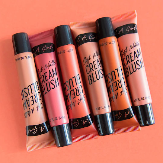 Crema matifiantă pentru obrajii L.a Girl Soft Matte Cream 8ml 440 Cutie