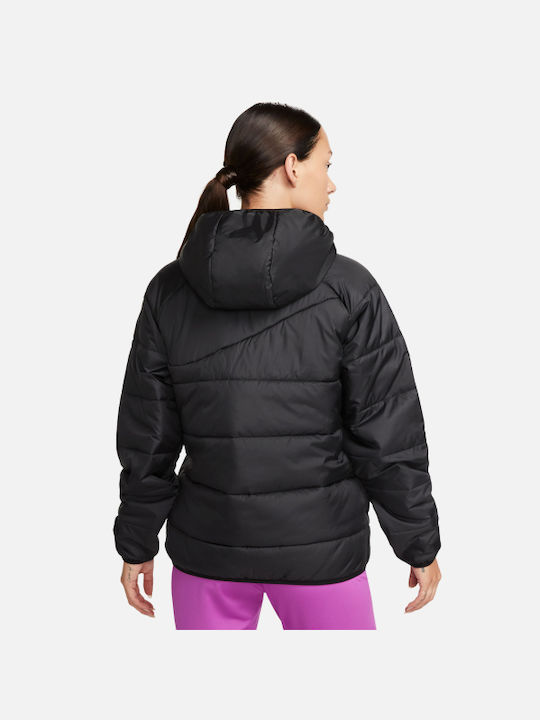 Nike Scurt Jachetă de femei Puffer pentru iarnă Negru