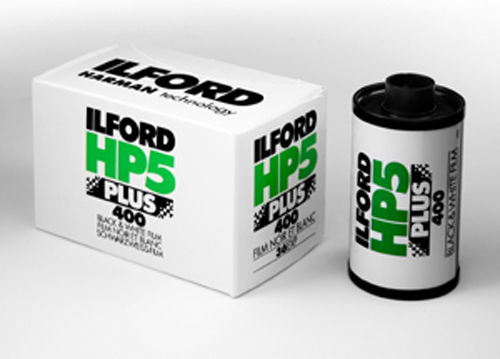 Ilford B&W Negative HP5 Plus 400 Roll Film 120 (16 Exposures)