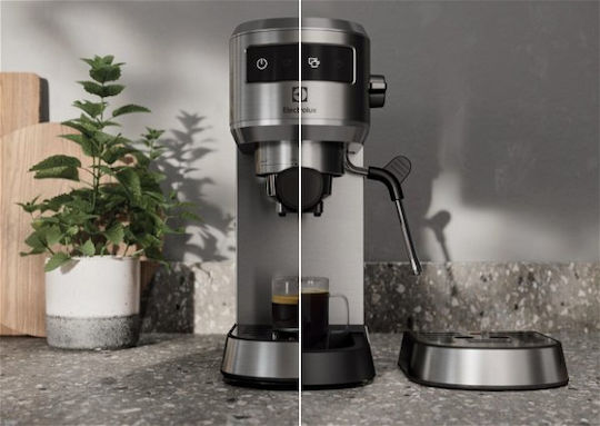 Electrolux Mașină de Espresso 1450W Presiune 15bar Argintie E6EC1-6ST