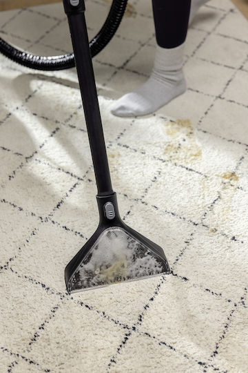 Karcher SE 5 Vacuum Wet / Dry 1000W with Plastic Bin 4lt