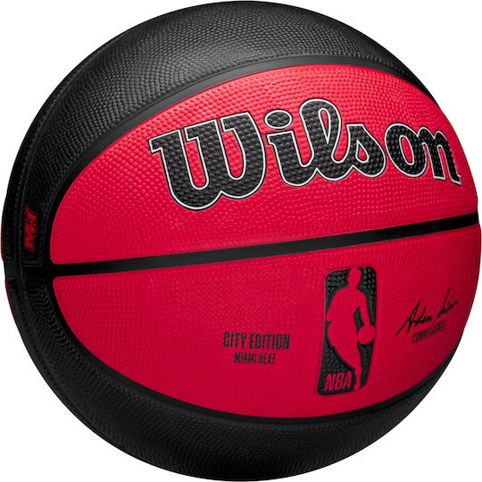 Wilson Team City Edition Miami Heat Basketball Draußen