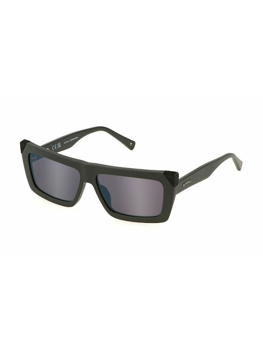 Sting Sunglasses with Black Plastic Frame and Gray Lens SST494 GFSX