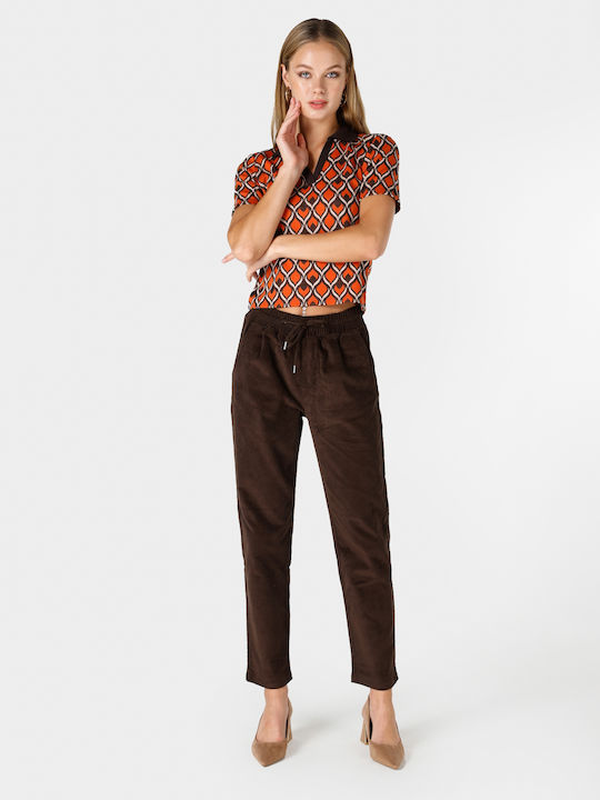 Γυναικείο Ψηλόμεσο Υφασμάτινο Παντελόνι σε Κανονική Εφαρμογή Καφέ