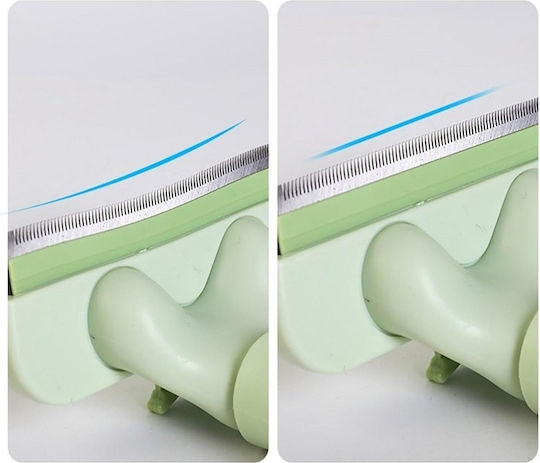 Comb Small Dogs for Coat Cleaning