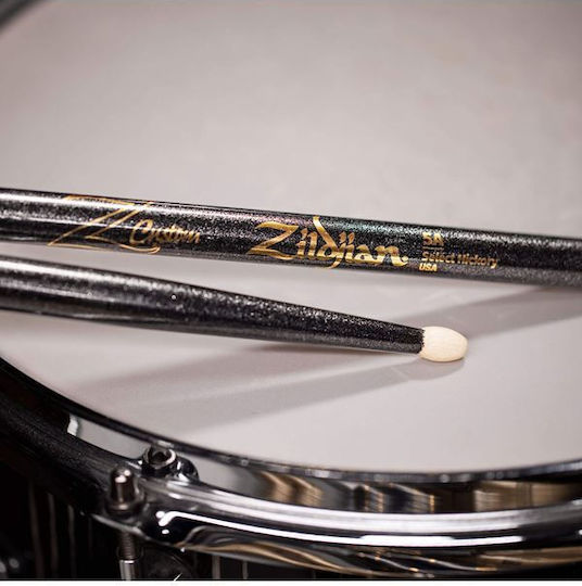Zildjian Hickory Baghete Tobe 5A cu Varf în Formă Oval în Culorea Negru