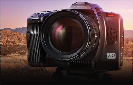 Blackmagic Design Βιντεοκάμερα Cinema @ 60fps Αισθητήρας CMOS Αποθήκευση σε Κάρτα Μνήμης με Οθόνη Αφής 5" και HDMI