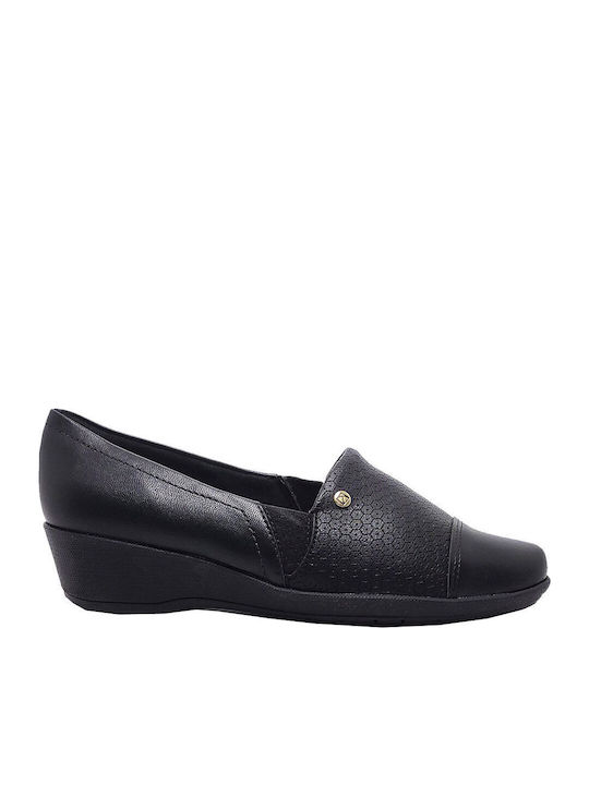 Women's Moccasins in Black Color