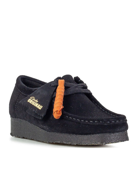 Clarks Wallabee Women's Moccasins in Black Color