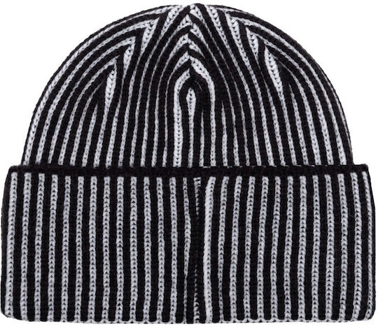 Beanie Beanie Knitted in Black color