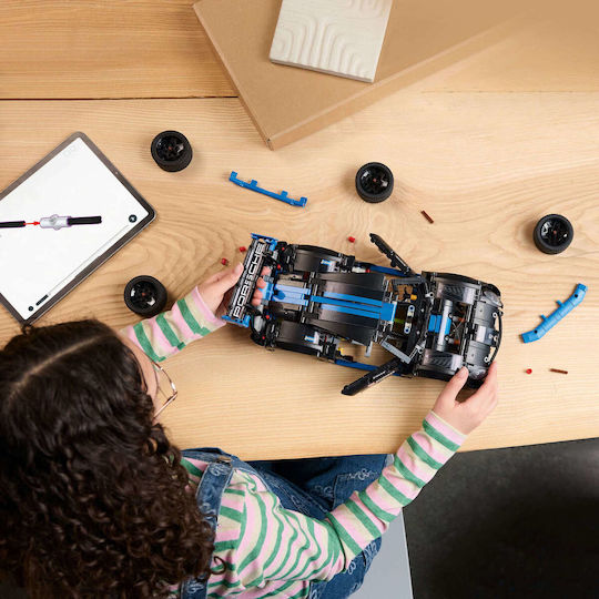 LEGO Technic Porsche GT4 e-Performance Race Car για 10+ Ετών 836τμχ