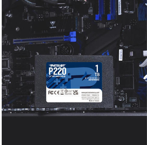 Patriot P220 SSD 1TB Type 2.5'' with SATA III Connection P220S1TB25
