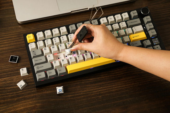 Ajazz AK820 Pro Hot-Swap Ασύρματο Gaming Μηχανικό Πληκτρολόγιο 75% με Ajazz Gift διακόπτες και RGB φωτισμό (Αγγλικό US) Γκρι