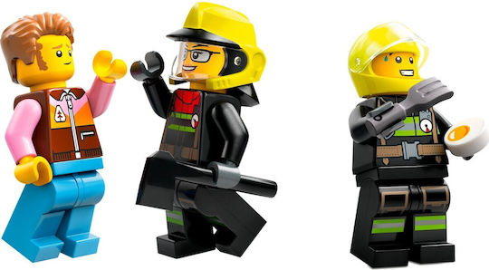 LEGO City 4x4 Пожарен Камион с Спасителна Лодка за 5+ Години 301 Бройки