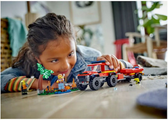 LEGO City 4x4 Пожарен Камион с Спасителна Лодка за 5+ Години 301 Бройки