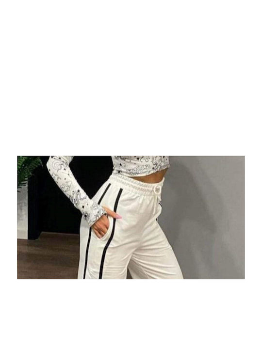 High-waisted white sweatpants with openings at the bottom (code TRU94)