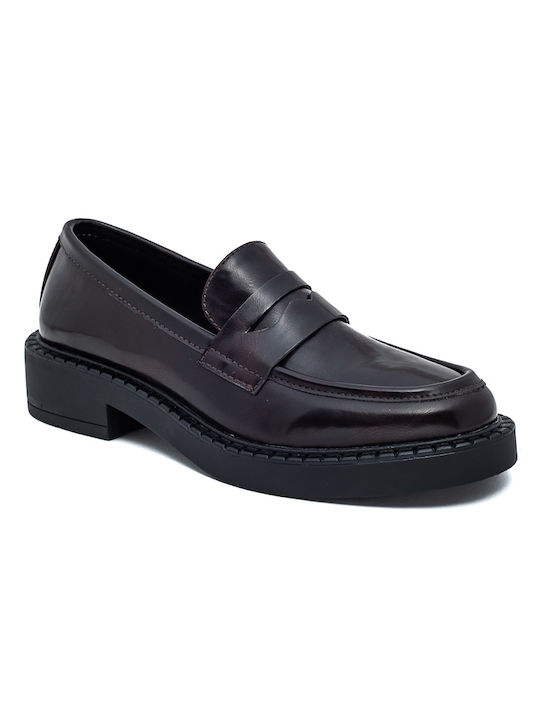 Women's Moccasins in Burgundy Color