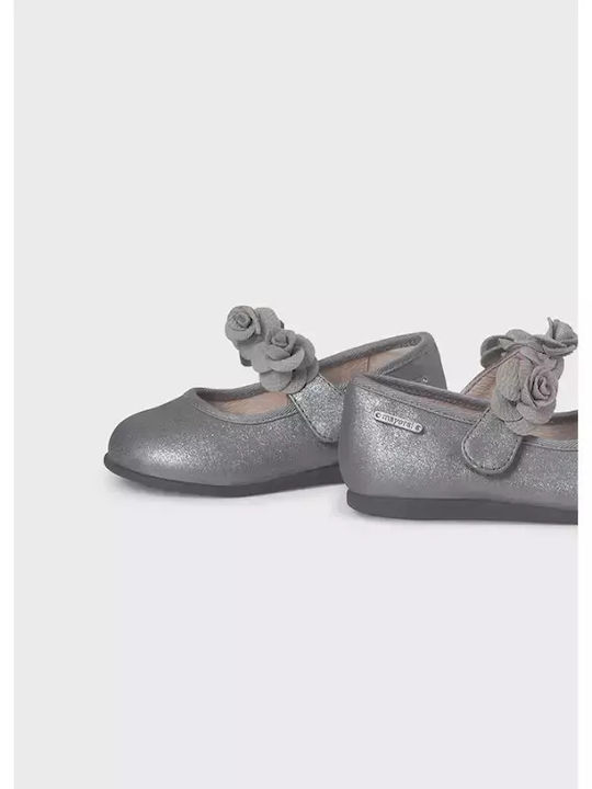 Mayoral Kids Ballerinas with Hoop & Loop Closure Gray