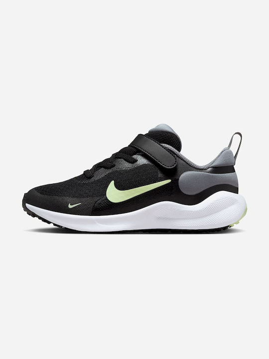 Nike Revolution Black