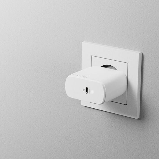 Alogic Mobile Phone Charger with USB-C Port and USB-C Cable 65W Power Delivery White
