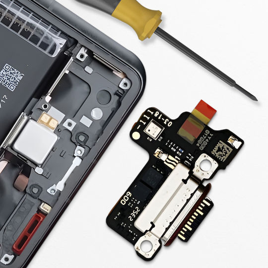 Клапио конектор за зарядно 14 Ултра USB C порт черен