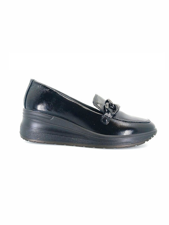 Imac Patent Leather Women's Moccasins in Black Color