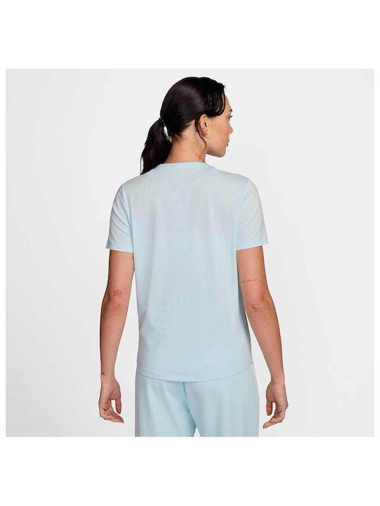 Nike Club Essentials Women's Athletic Crop T-shirt Light Blue