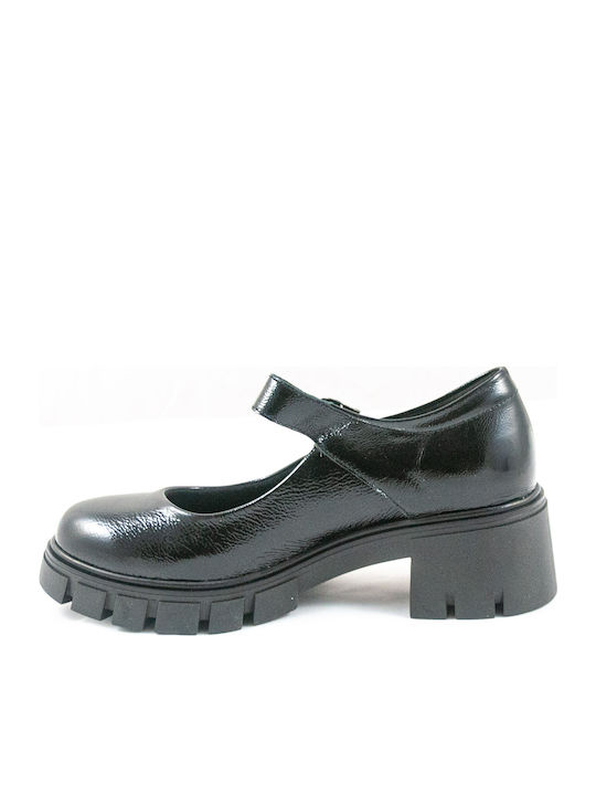 Patent Leather Women's Moccasins in Black Color
