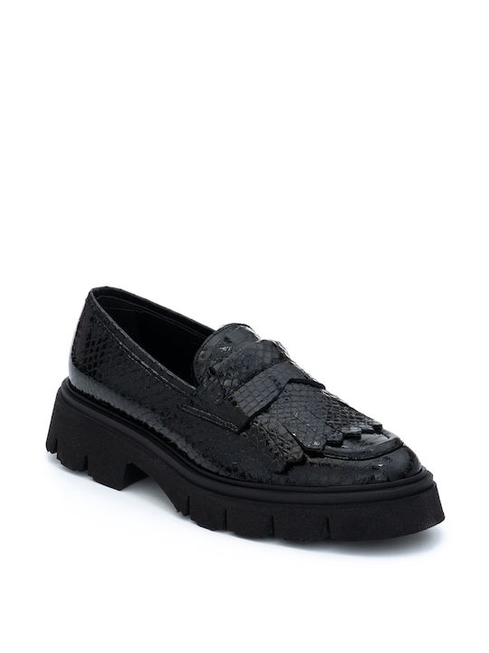 Perlapura Patent Leather Women's Loafers in Black Color