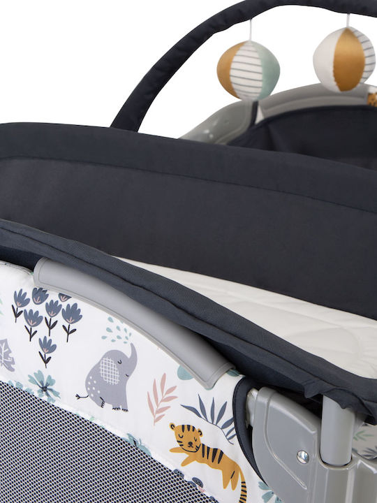 Graco Contour Electra Laufstall 2 Ebenen mit Wickeltisch & Matratze Crib Into the Wild 92.5x65cm