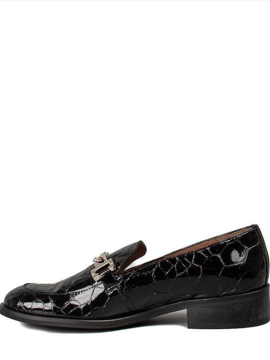 Leather Women's Loafers in Black Color